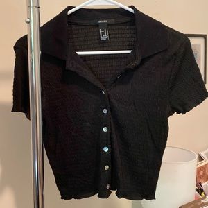 Unworn black top from Forever 21, size medium.
